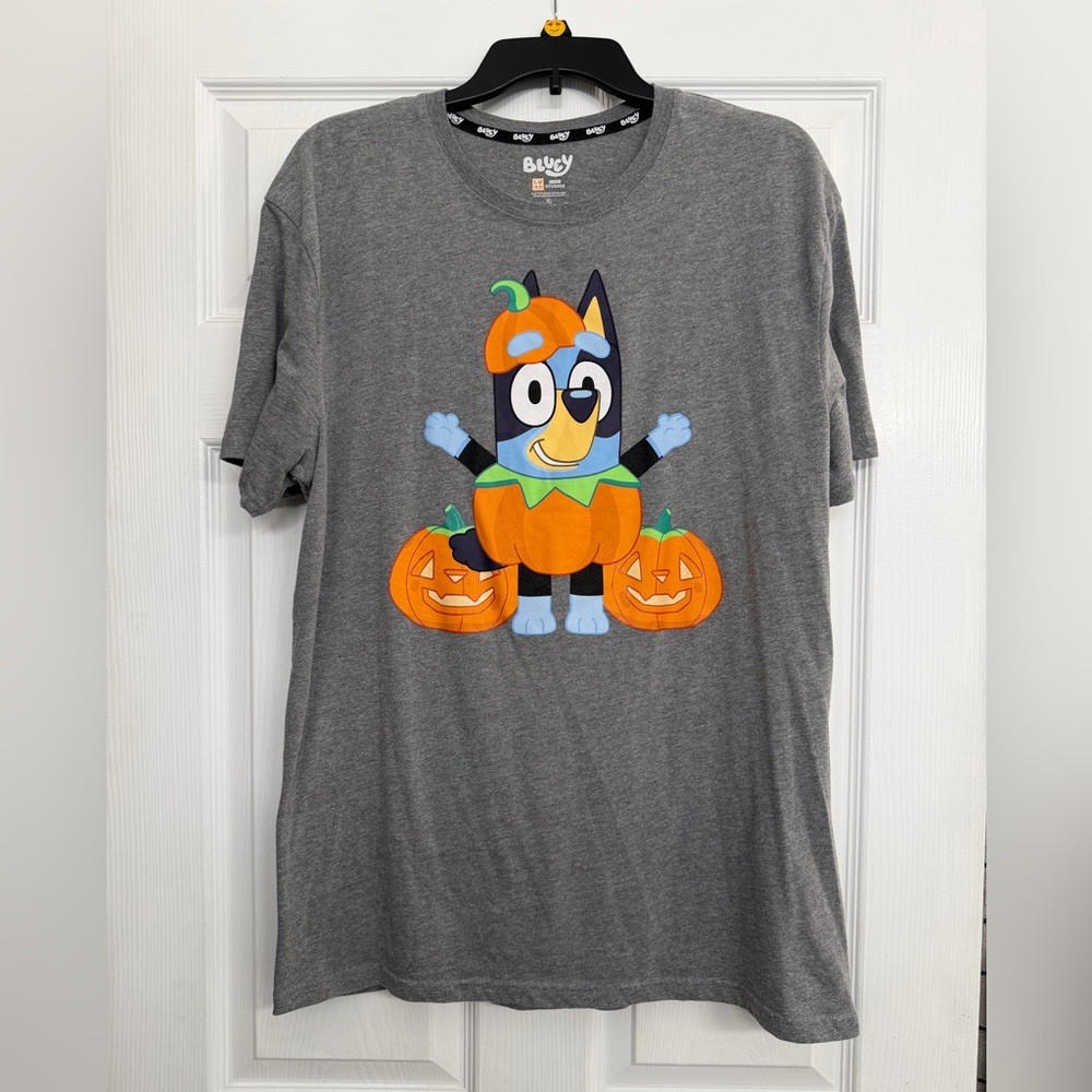 🎃Bluey jack-o’-lantern graphic tee